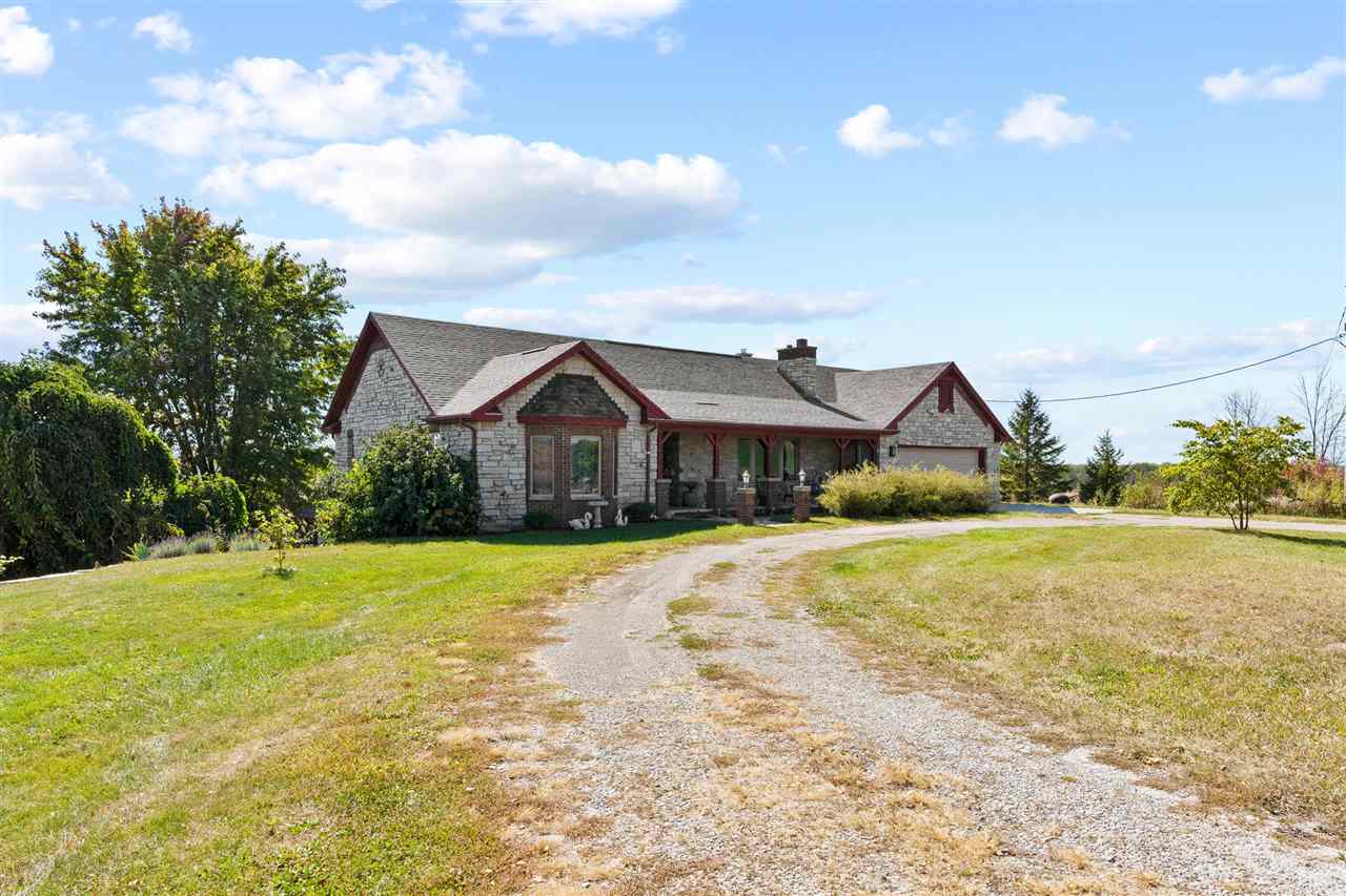 1575 Iowa-Washington Road Wellman, IA 52356 - Photo 2 of 68 Gallery Image 2