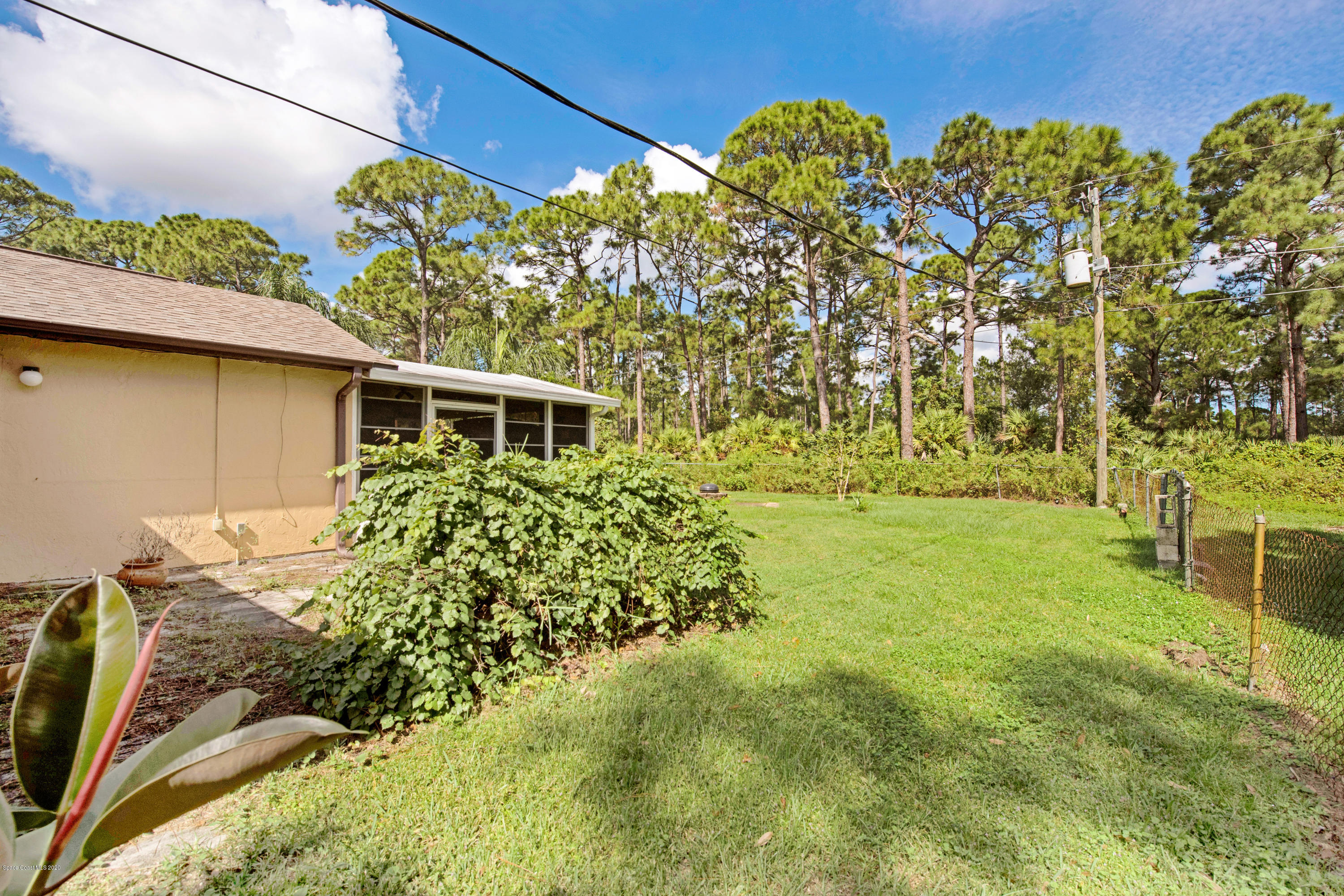 999 Emerald Road Southeast Palm Bay, FL 32909 - Photo 21 of 25 _DSC9286