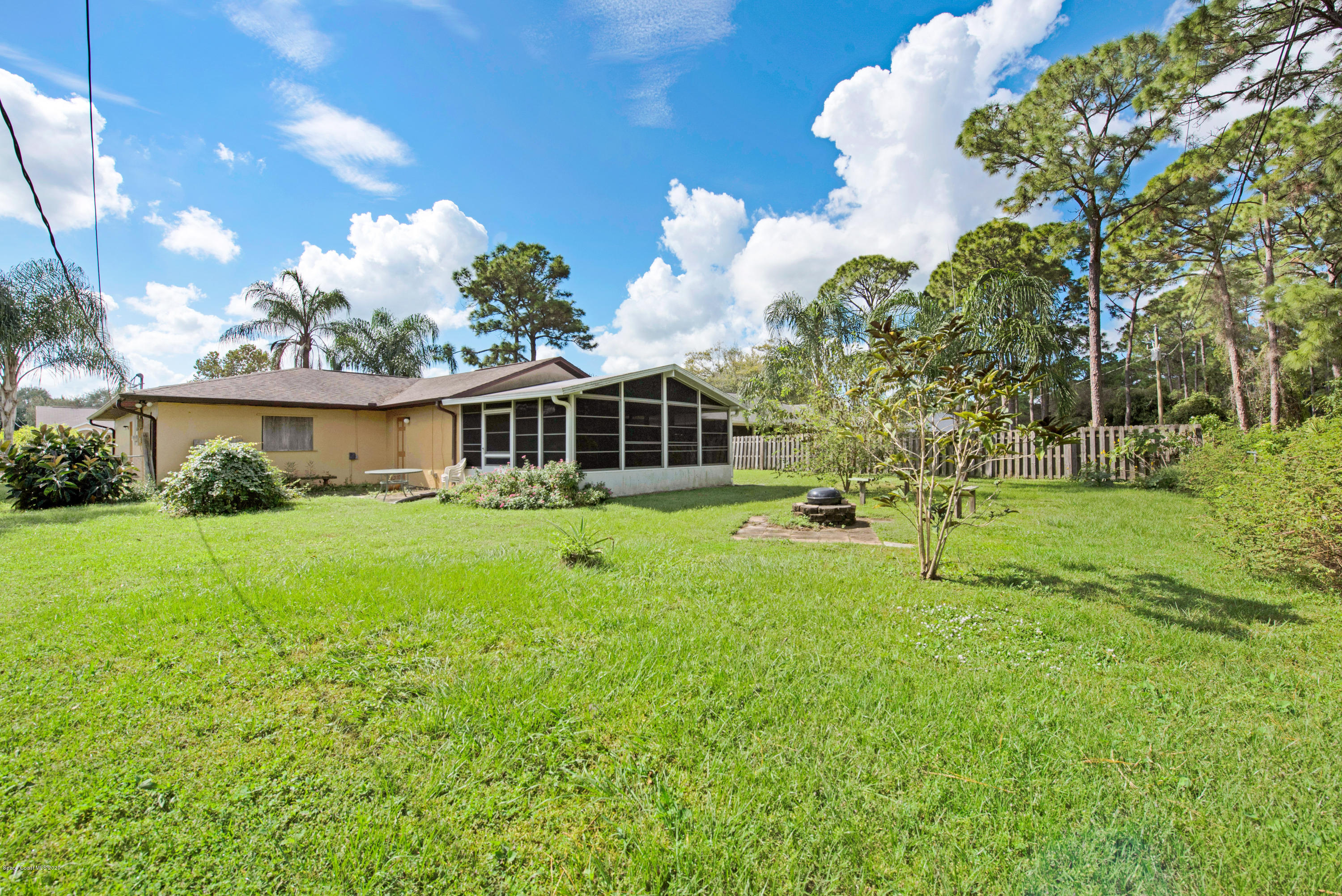 999 Emerald Road Southeast Palm Bay, FL 32909 - Photo 23 of 25 _DSC9292