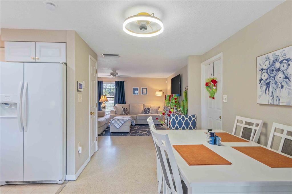 333 Hile Lane Punta Gorda, FL 33982 - Photo 31 of 72 a living room with furniture and a table