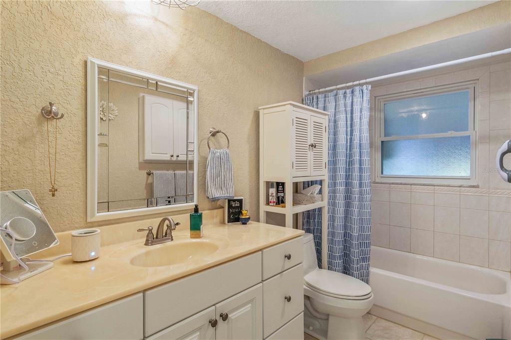 333 Hile Lane Punta Gorda, FL 33982 - Photo 42 of 72 a bathroom with a sink a toilet and shower