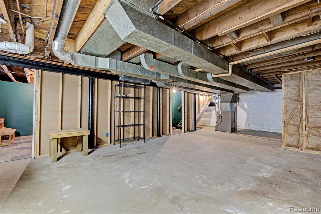 864 Menominee Road Pontiac, MI 48341 - Photo 43 of 54