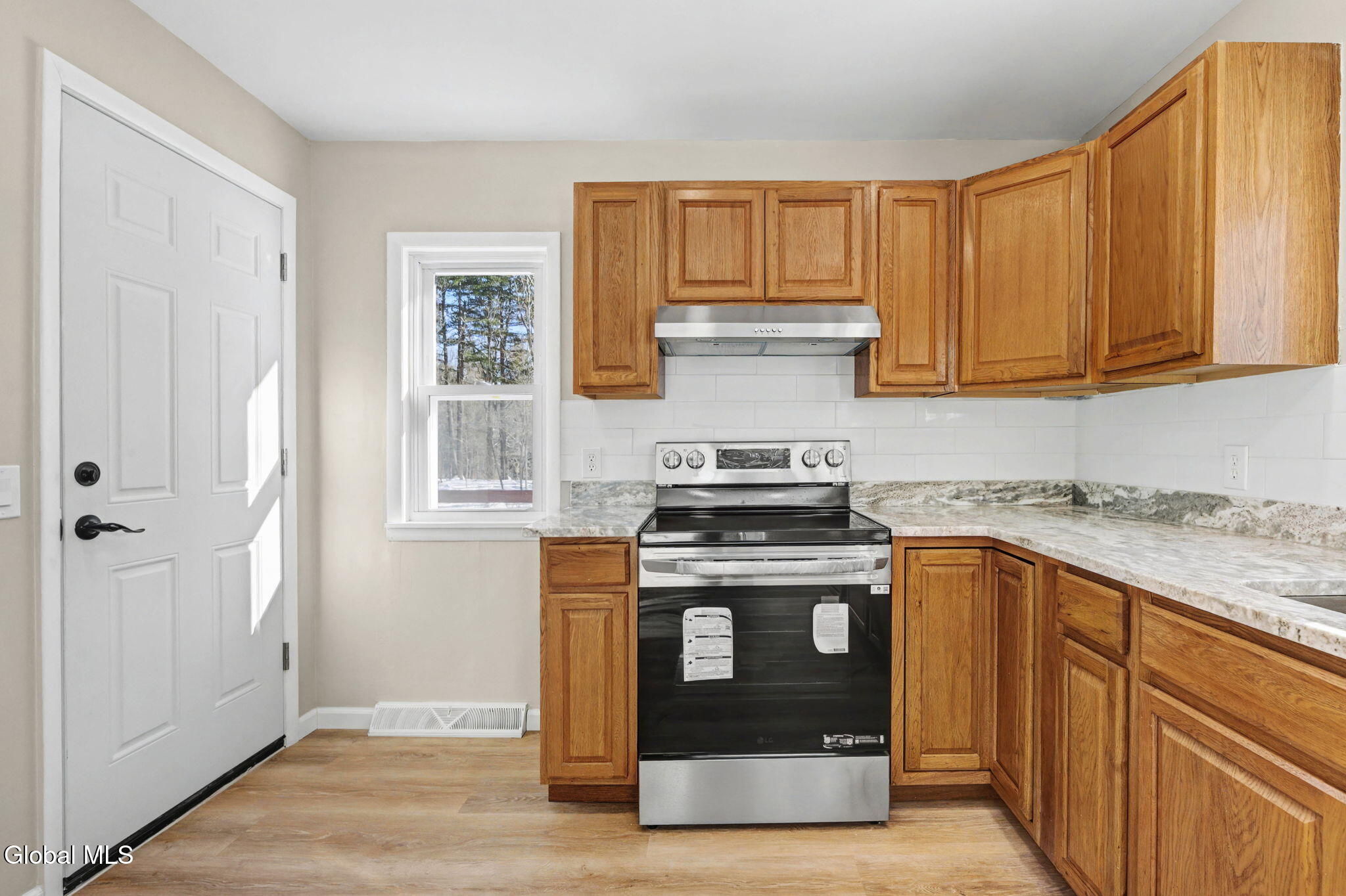 1228 Simons Road Schodack, NY 12033 - Photo 11 of 36 13-web-or-mls-1228-simons-rd