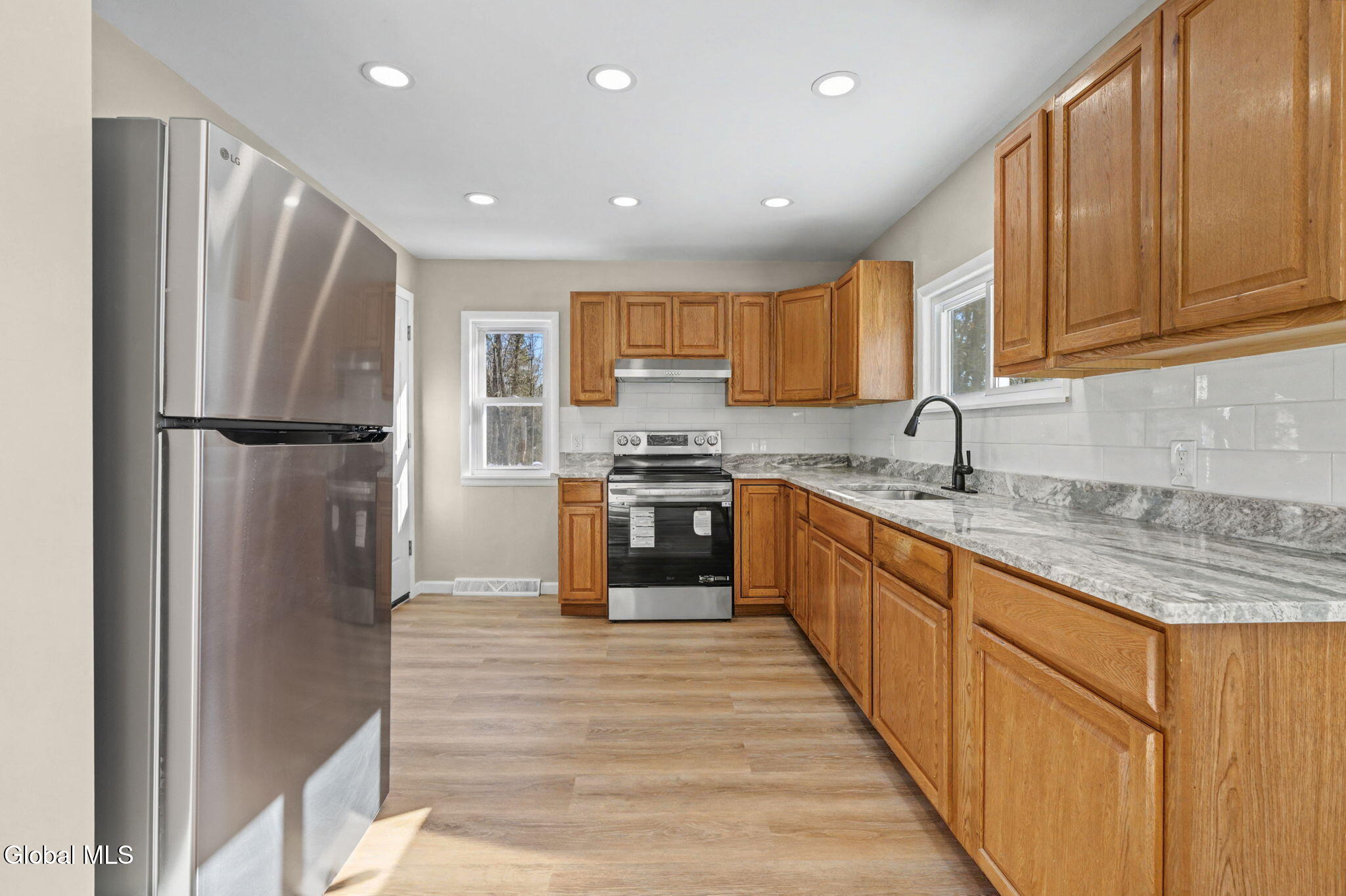 1228 Simons Road Schodack, NY 12033 - Photo 13 of 36 37-web-or-mls-1228-simons-rd