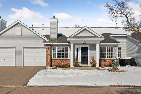 $250,000 | 4125 Ruby Lane, Eagan, MN 55122