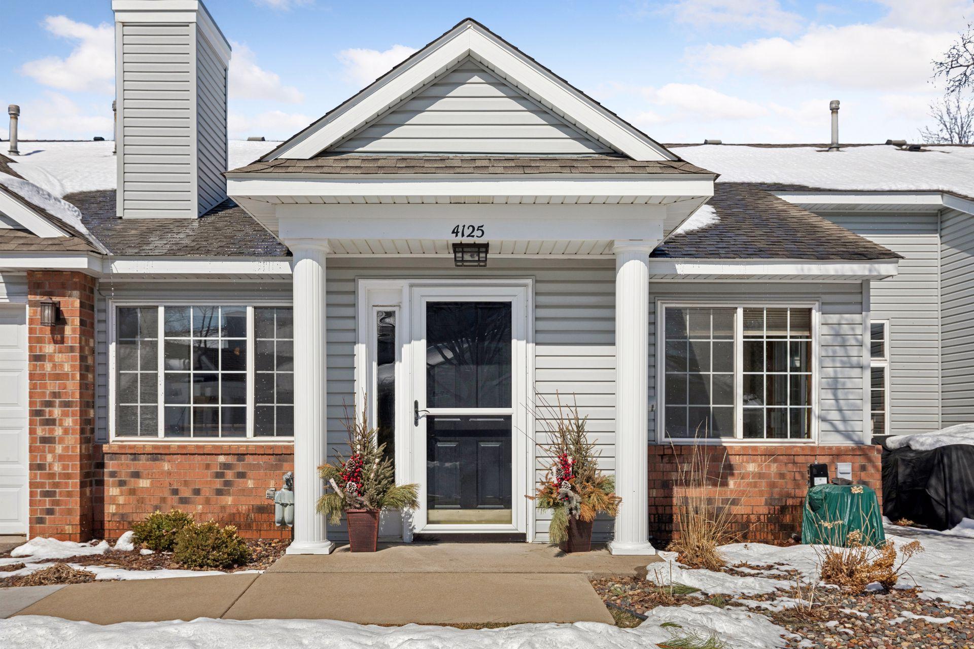 4125 Ruby Lane Eagan, MN 55122 - Photo 3 of 30