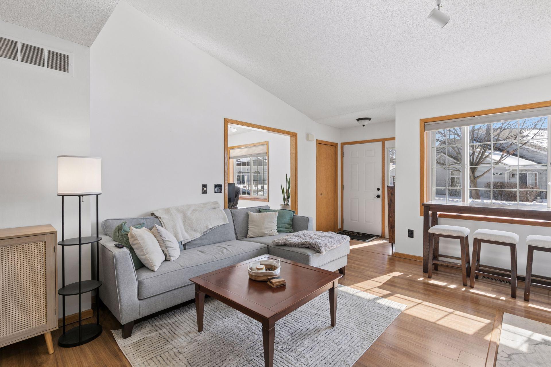 4125 Ruby Lane Eagan, MN 55122 - Photo 9 of 30