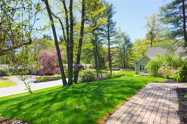 18 Marina Road Chelmsford, MA 01824 - Photo 21 of 22 Gallery Image 21