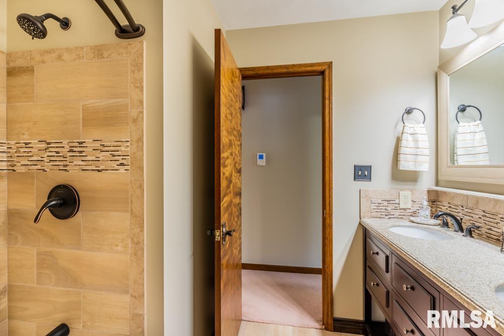 5301 South Croy Lane Mapleton, IL 61547 - Photo 25 of 45 Gallery Image 25