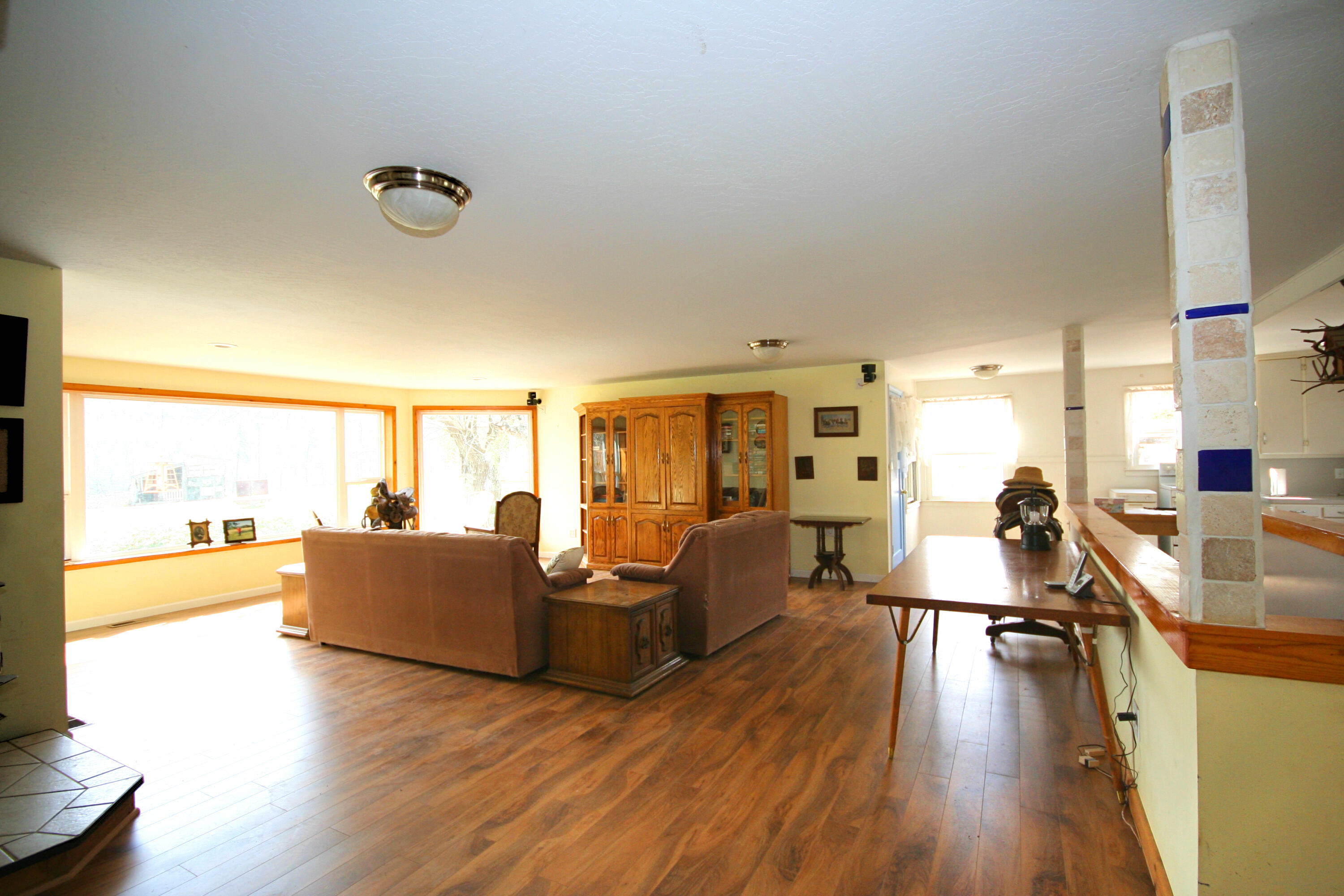734 Powell Creek Road Williams, OR 97544 - Photo 26 of 51 fotor_2023-4-12_17_52_49
