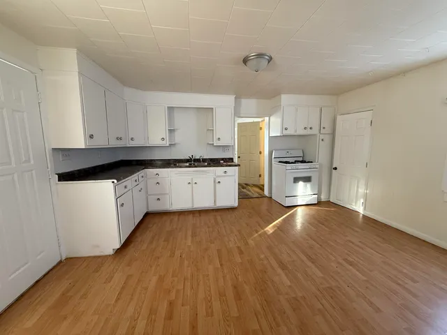 $149,900 | 264 Cook Avenue, Oconto, WI 54153