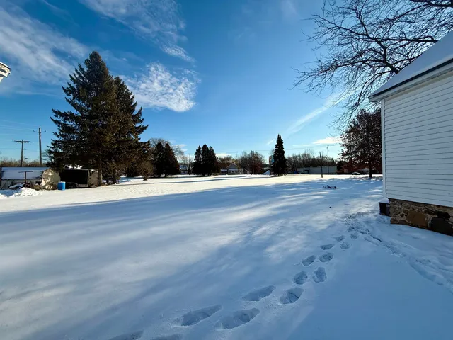 $149,900 | 264 Cook Avenue, Oconto, WI 54153