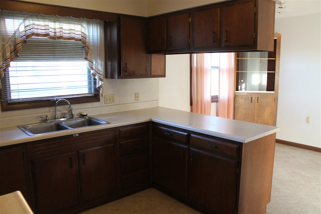 110 North Riggs Street Lone Tree, IA 52755 - Photo 6 of 24 Gallery Image 6