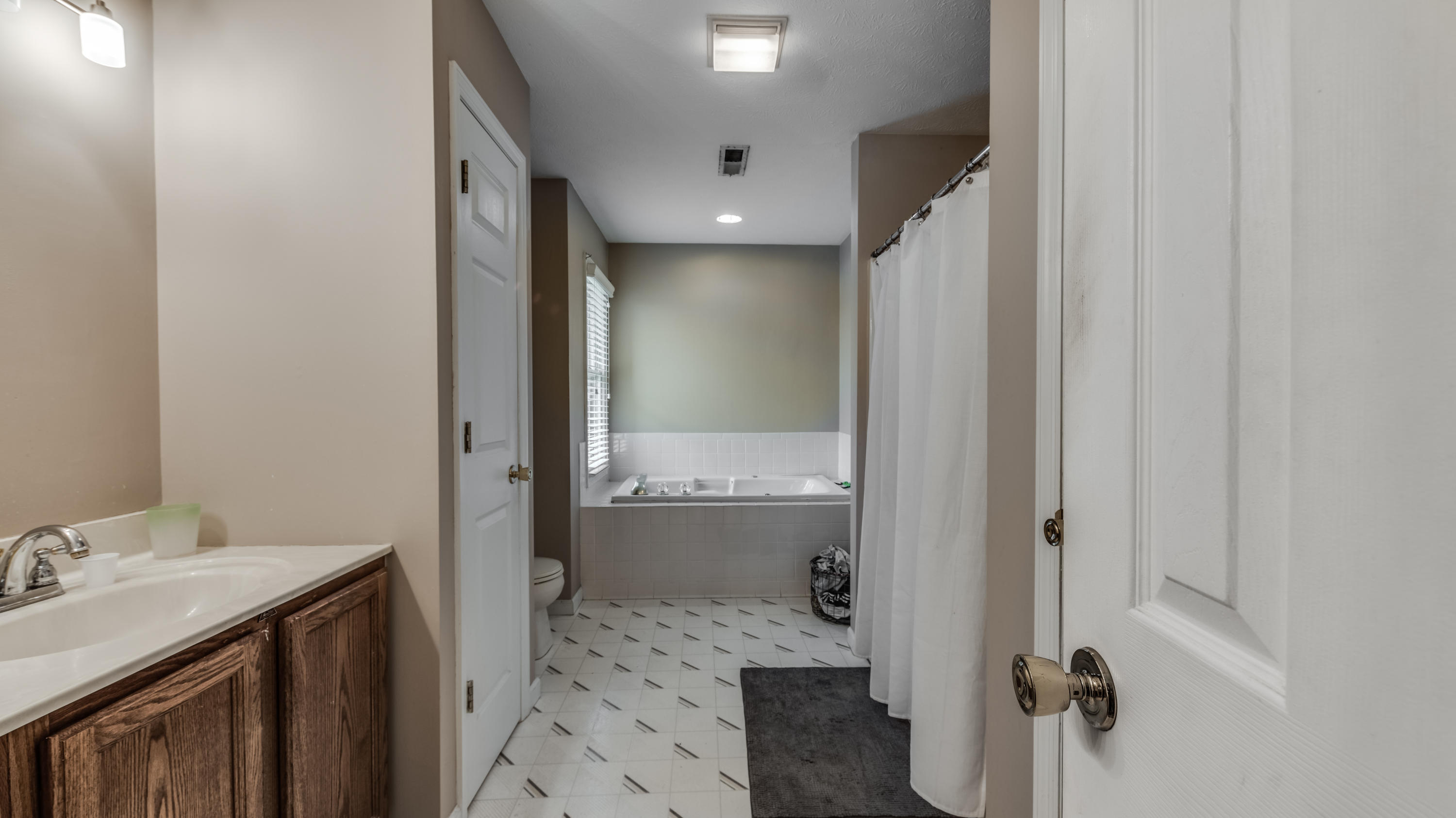 7725 Sevilla Road Powell, TN 37849 - Photo 15 of 23 7725 sevilla rd-11