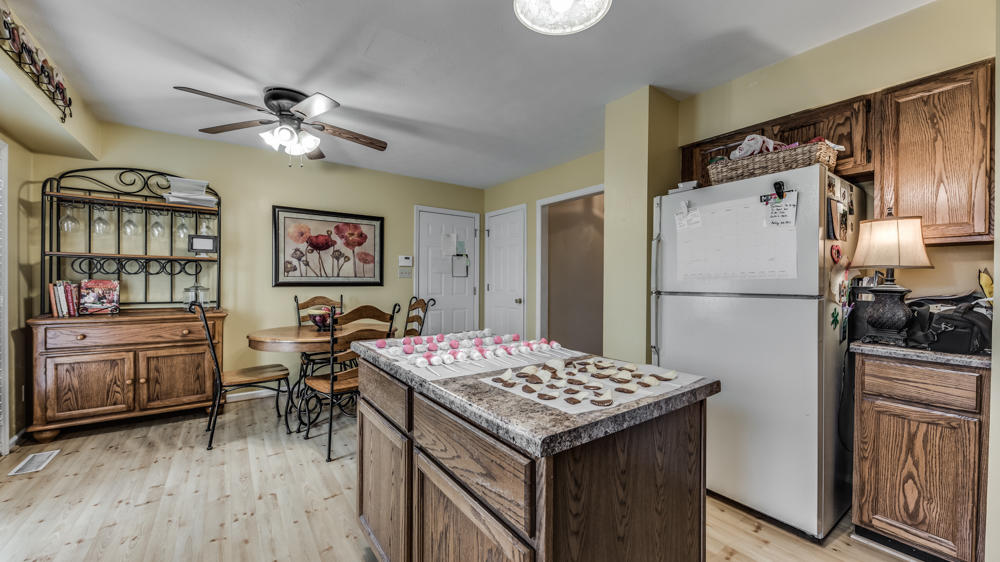 7725 Sevilla Road Powell, TN 37849 - Photo 9 of 23 7725 sevilla rd-5