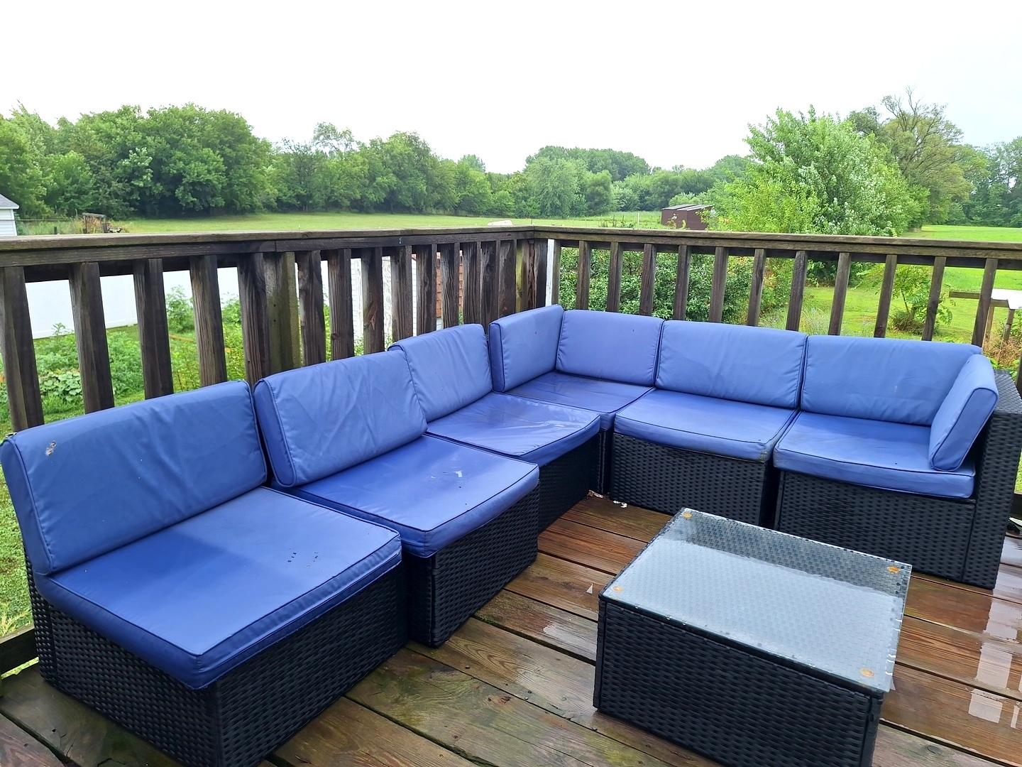 1505 North Otter Creek Road Streator, IL 61364 - Photo 26 of 40 a sitting area with tall trees in the background