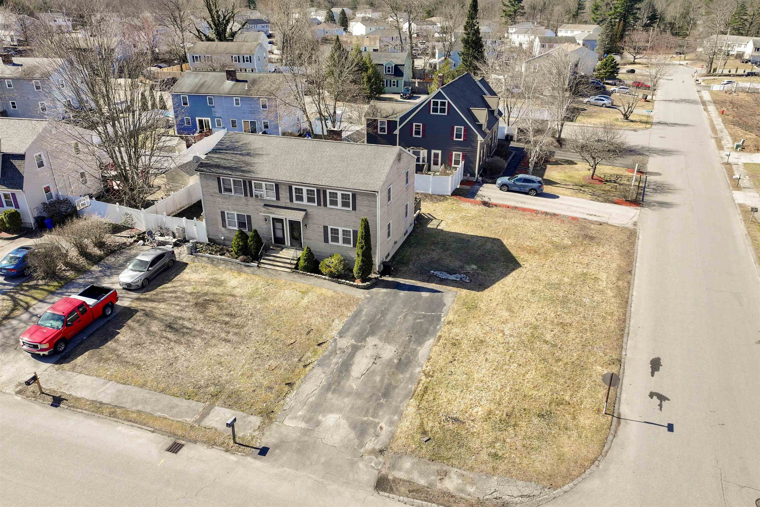11 Phillip Road, Unit R Derry, NH 03038 - Photo 1 of 41