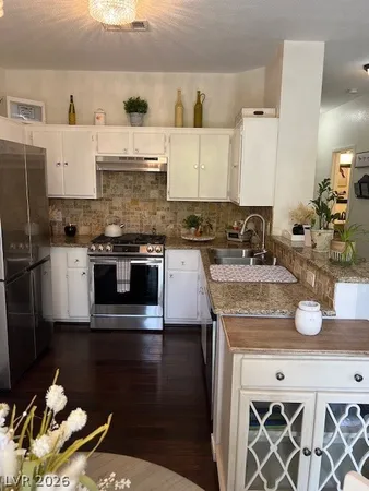 $2,500 | 251 South Green Valley Parkway, Unit 5411, Henderson, NV 89012