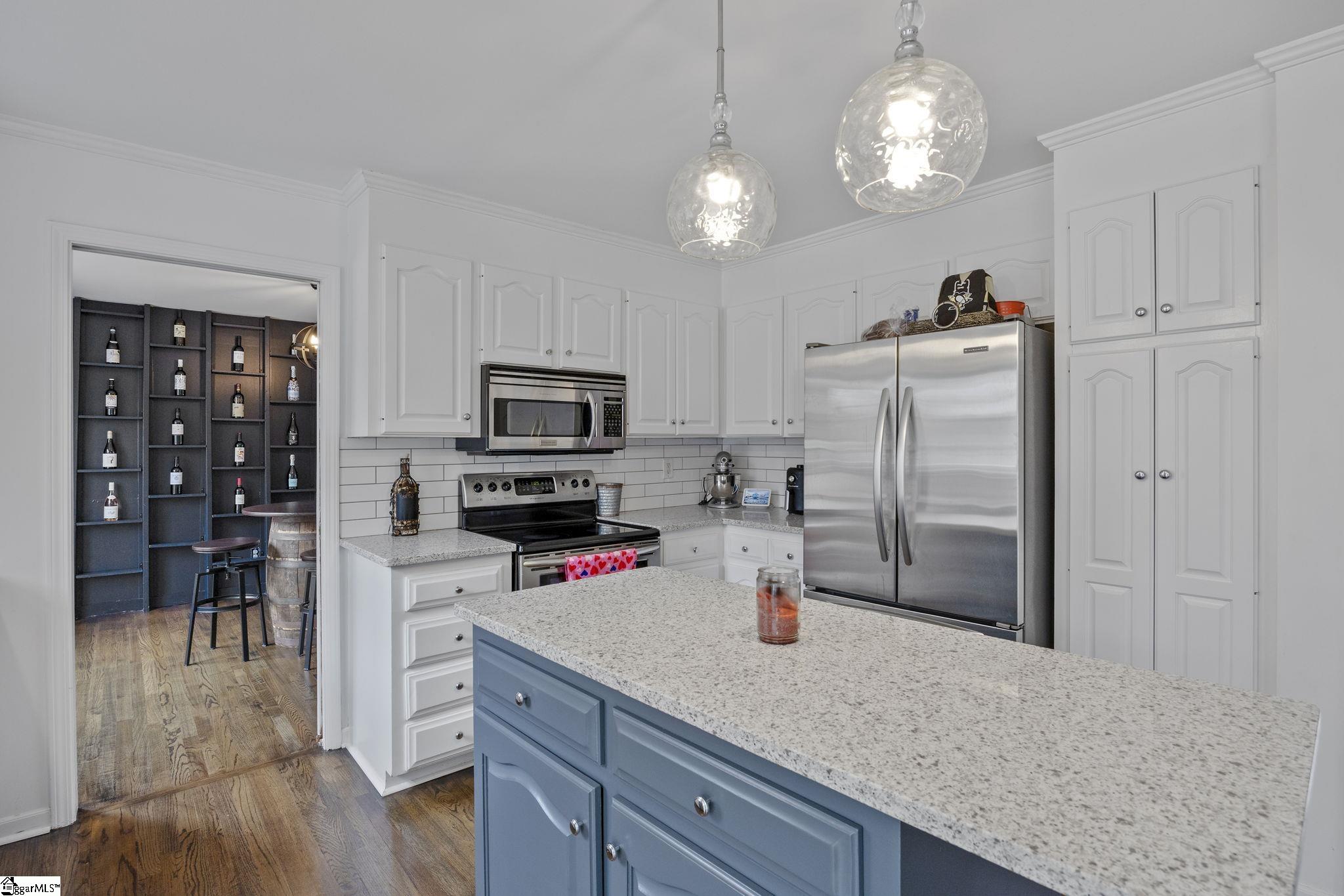 102 West Silverleaf Street Greer, SC 29650 - Photo 11 of 36