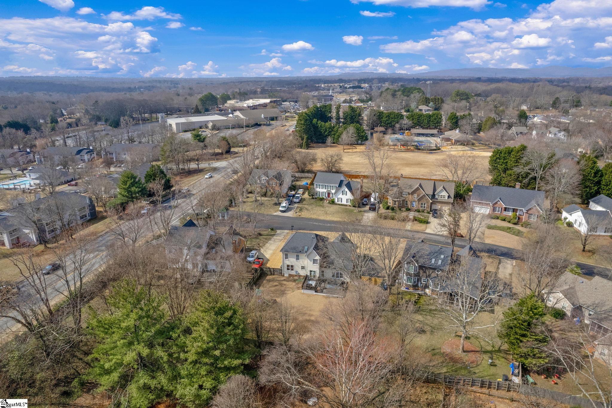 102 West Silverleaf Street Greer, SC 29650 - Photo 32 of 36