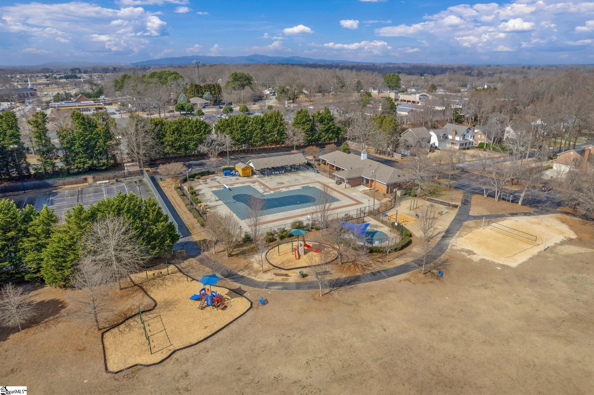 102 West Silverleaf Street Greer, SC 29650 - Photo 35 of 36