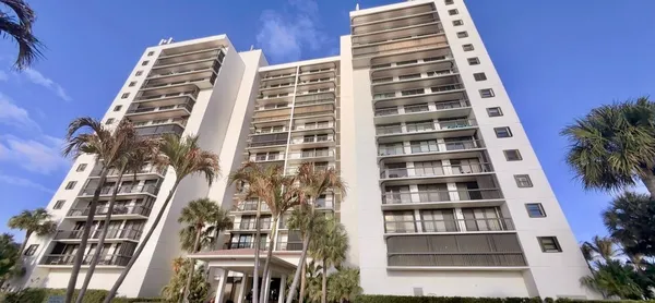 $4,500 | 3100 North Hwy A1A, Unit PCO5, Fort Pierce, FL 34949