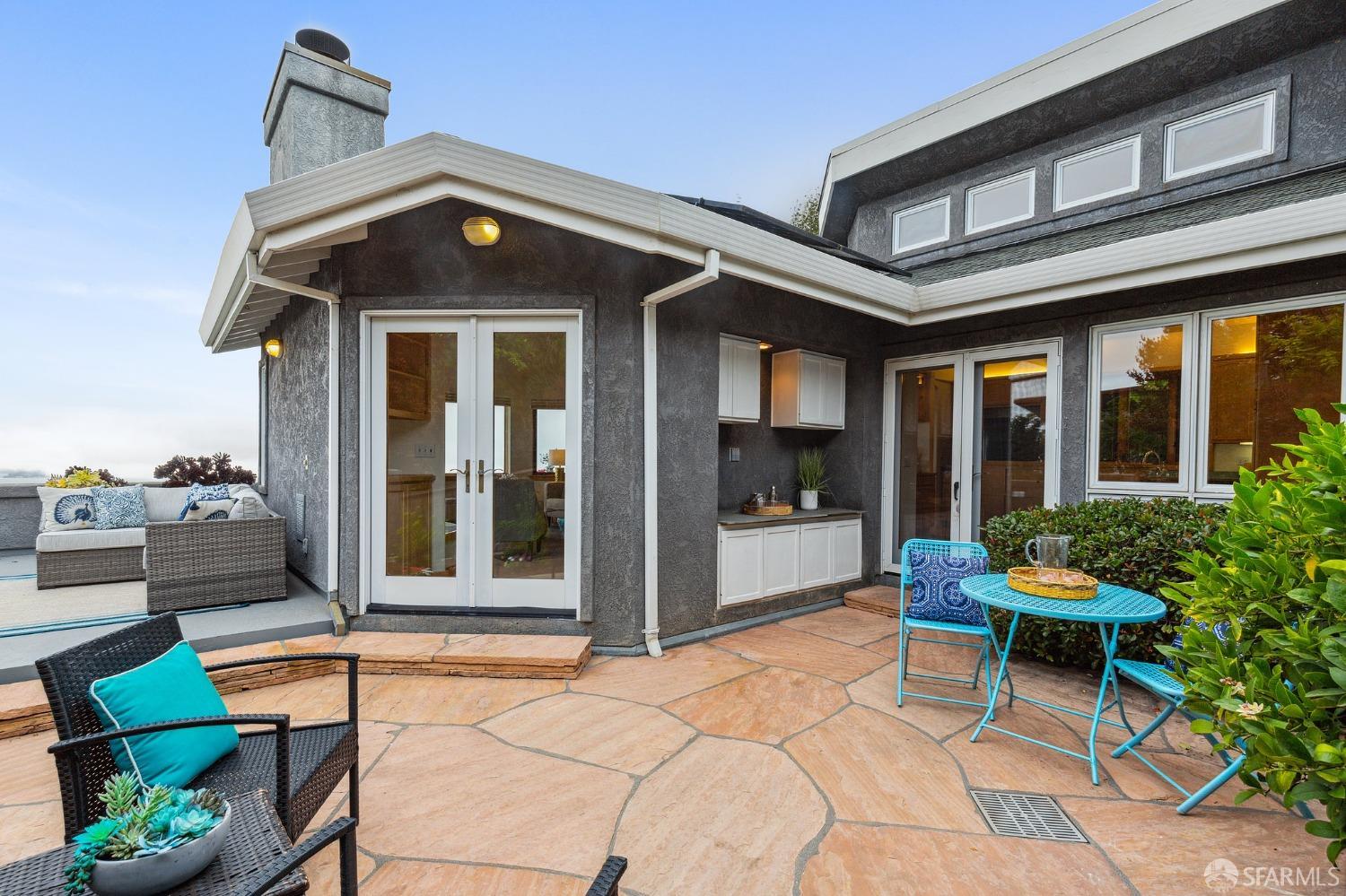 6534 Gwin Road Oakland, CA 94611 - Photo 18 of 45 Gallery Image 18