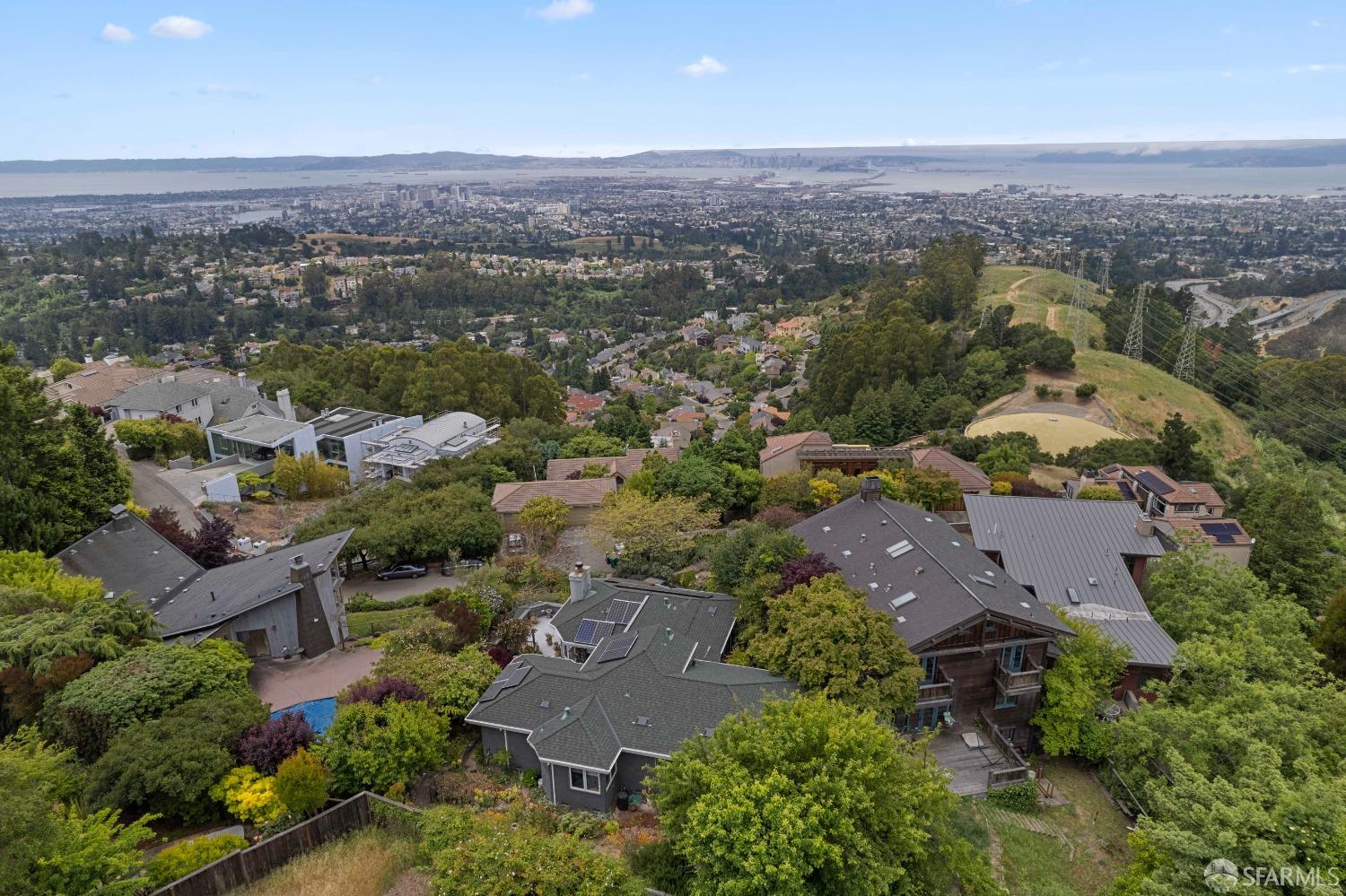 6534 Gwin Road Oakland, CA 94611 - Photo 43 of 45 Gallery Image 43
