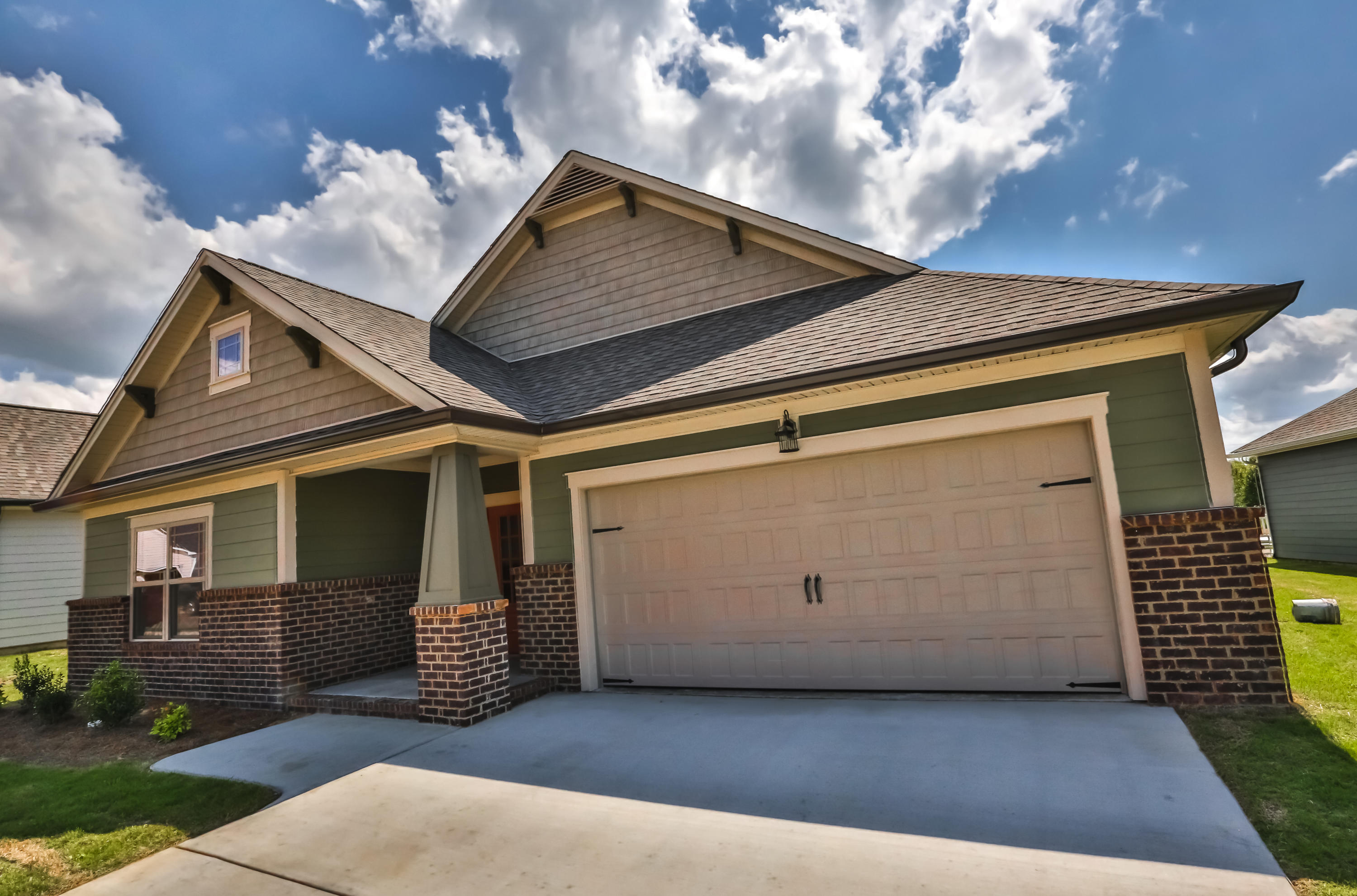 8013 Slugger Way, Unit 2 Chattanooga, TN 37421 - Photo 2 of 19 Stock Photo