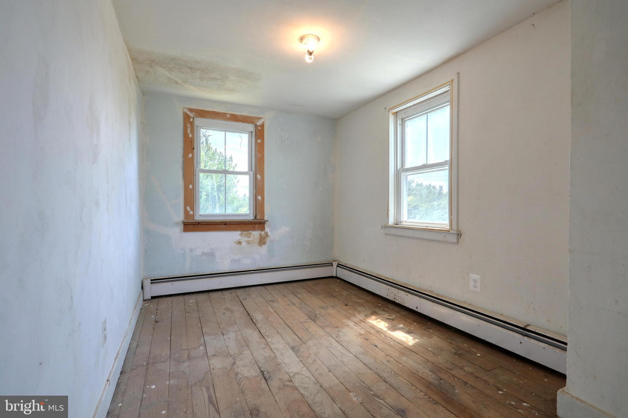 4928 Grave Run Road Manchester, MD 21102 - Photo 43 of 49 First Bedroom