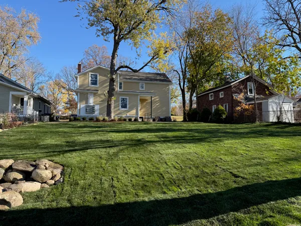 $1,900 | 627 North River Street, Unit 4, Ypsilanti, MI 48198