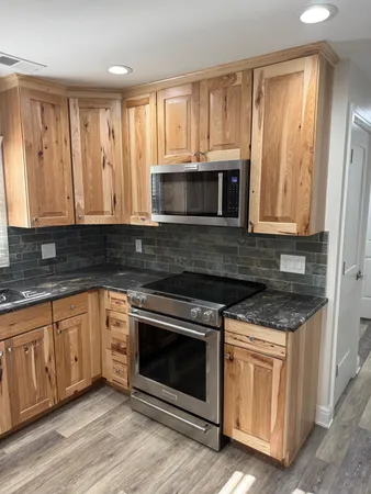 $1,900 | 627 North River Street, Unit 4, Ypsilanti, MI 48198