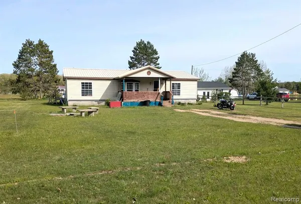 $139,500 | 5554 North Sauble Lake Drive, Irons, MI 49644