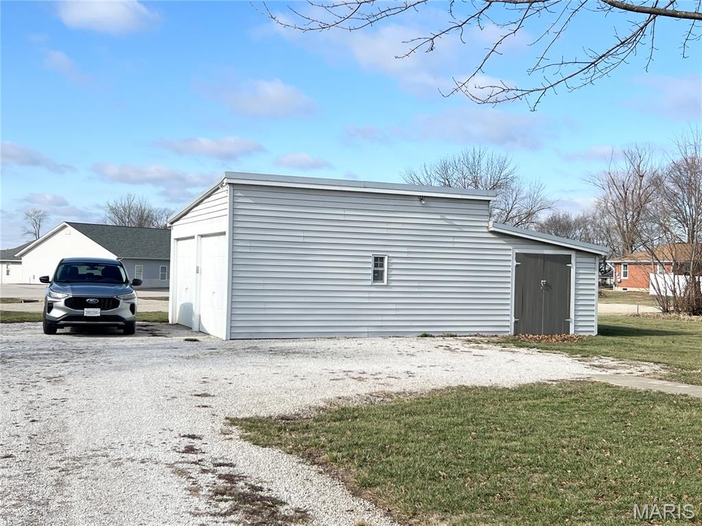 227 North Moore Street Waterloo, IL 62298 - Photo 5 of 28