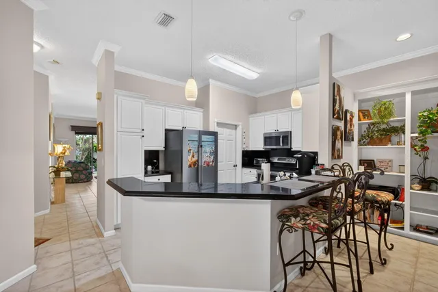 $650,000 | 2085 Chagall Circle, West Palm Beach, FL 33409