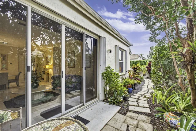 $650,000 | 2085 Chagall Circle, West Palm Beach, FL 33409