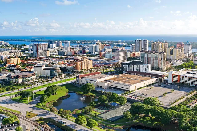 $650,000 | 2085 Chagall Circle, West Palm Beach, FL 33409