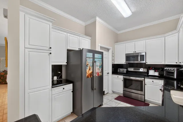 $650,000 | 2085 Chagall Circle, West Palm Beach, FL 33409