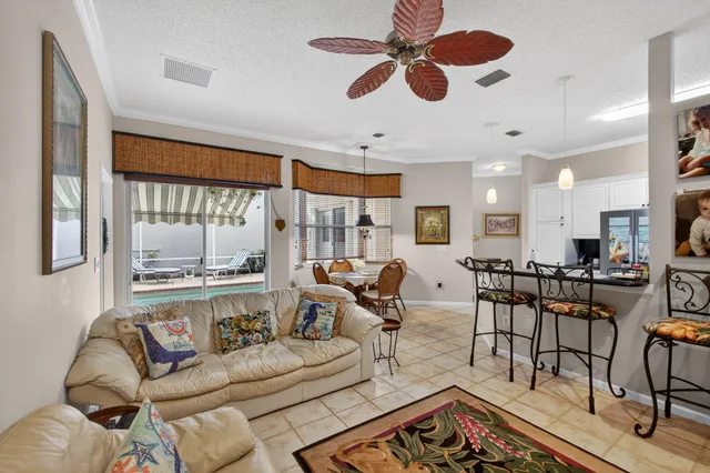 $650,000 | 2085 Chagall Circle, West Palm Beach, FL 33409