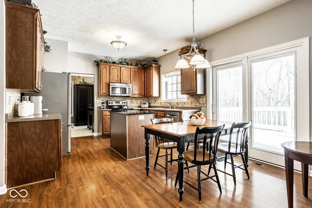 $469,900 | 14559 Waverly Drive, Carmel, IN 46033