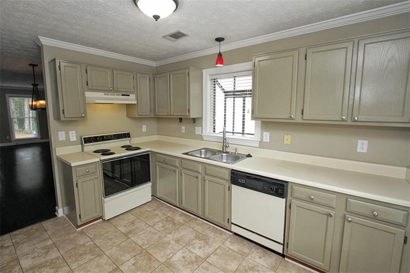 6115 Colston Lane Tucker, GA 30084 - Photo 9 of 27