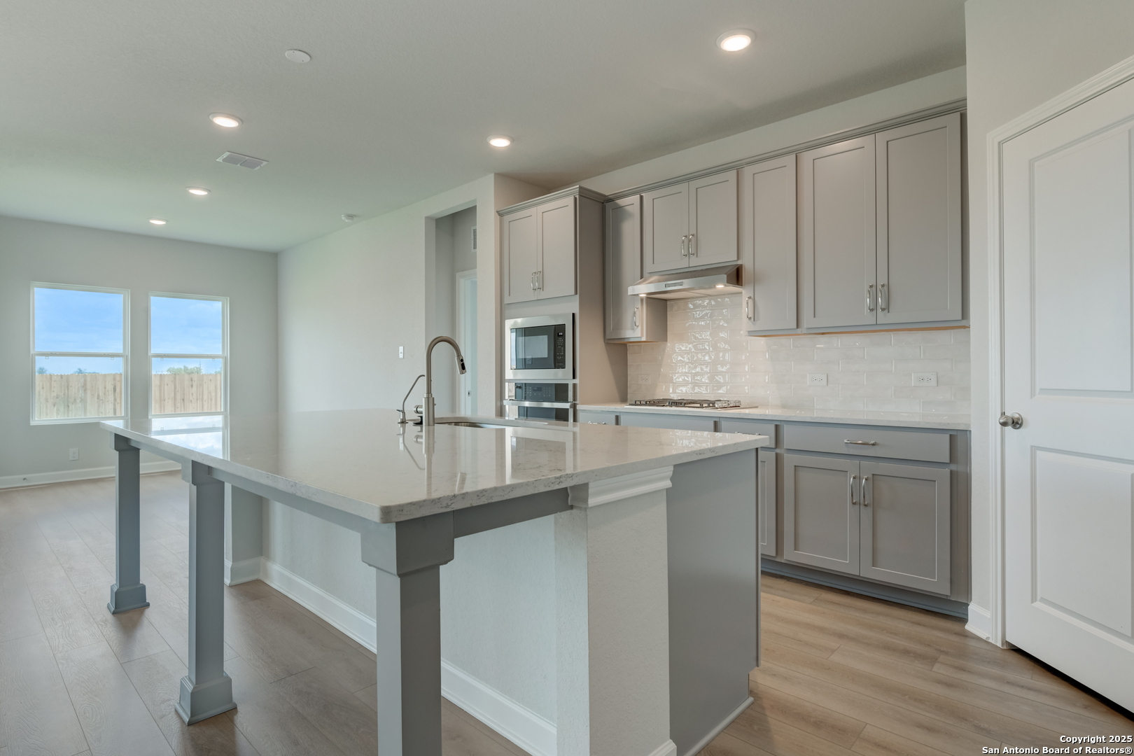 138 Beveridge Road Seguin, TX 78155 - Photo 10 of 41