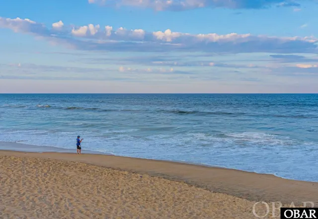 $399,000 | 5 Live Oak Lane, Southern Shores, NC 27949