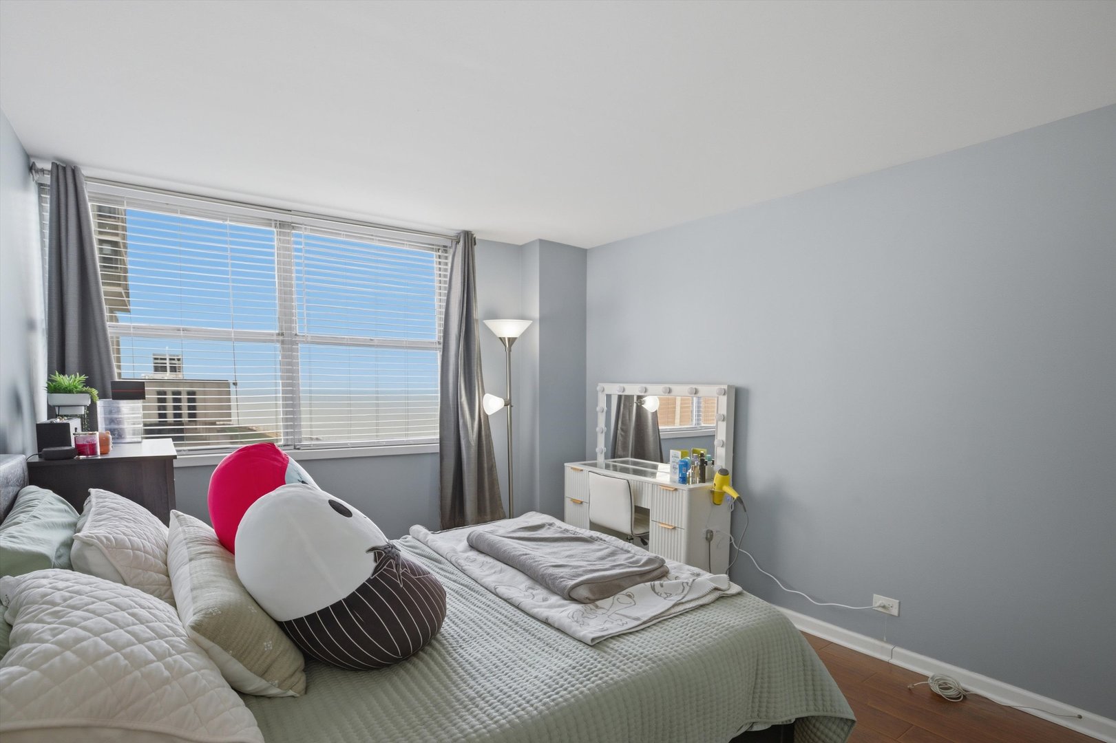 6301 North Sheridan Road, Unit 3M Chicago, IL 60660 - Photo 21 of 30