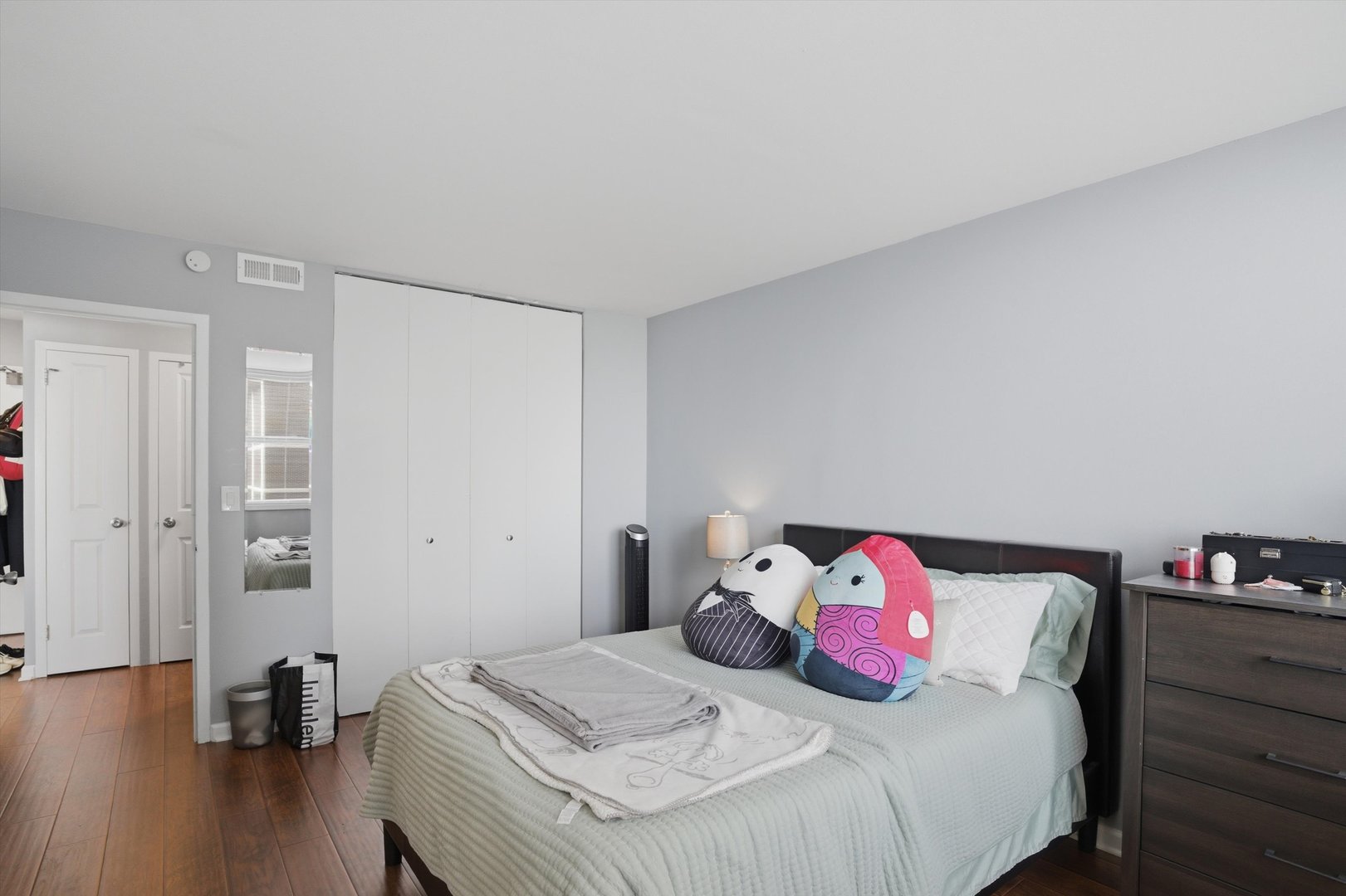 6301 North Sheridan Road, Unit 3M Chicago, IL 60660 - Photo 22 of 30