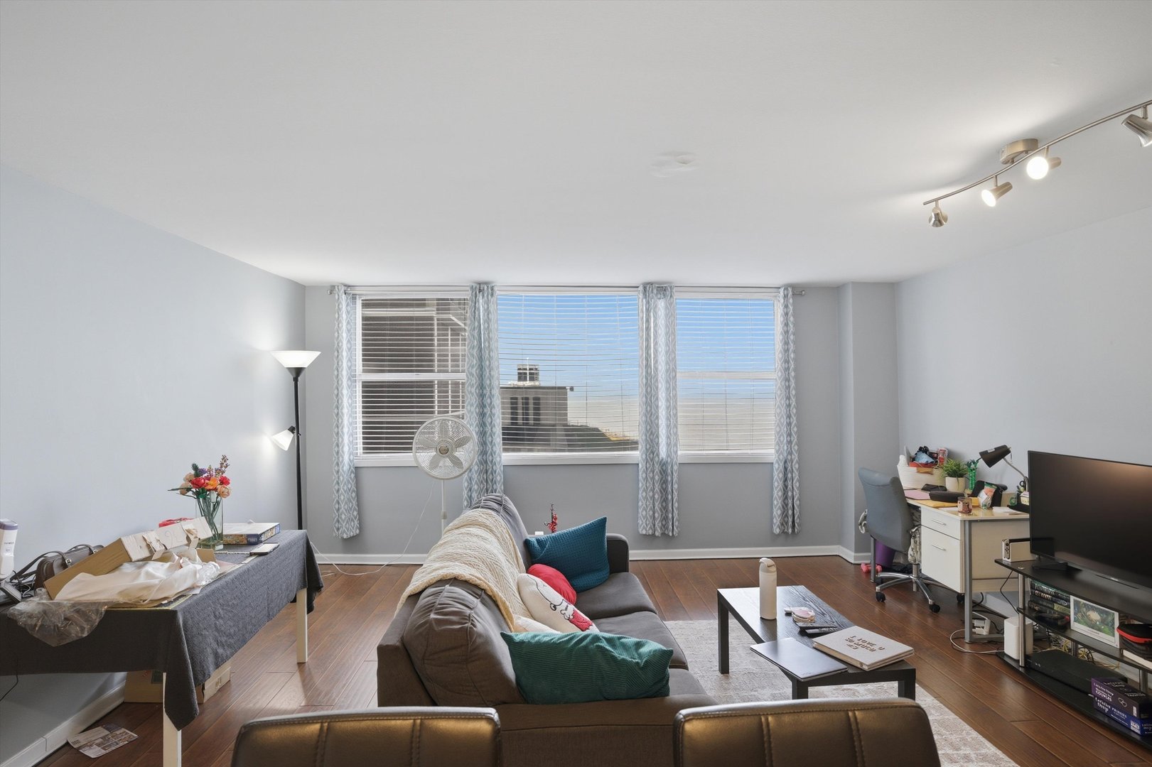 6301 North Sheridan Road, Unit 3M Chicago, IL 60660 - Photo 9 of 30