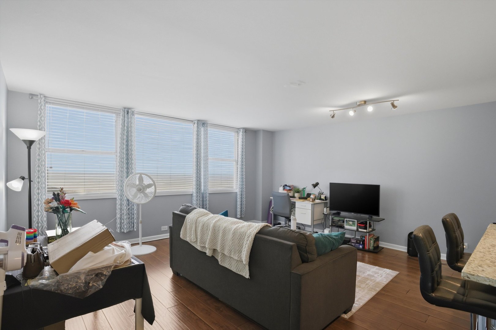 6301 North Sheridan Road, Unit 3M Chicago, IL 60660 - Photo 10 of 30