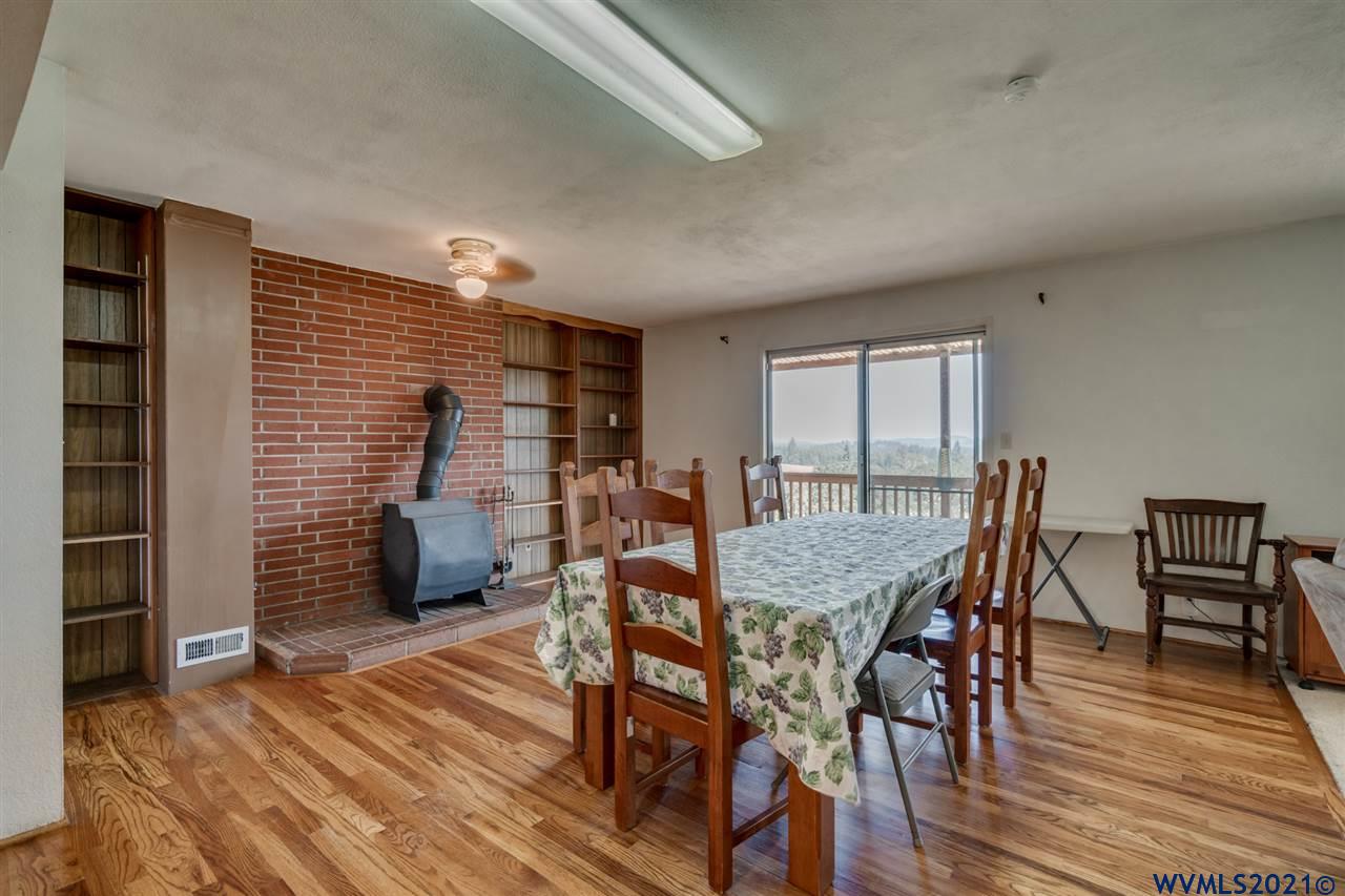 20852 Liberty Road Sweet Home, OR 97386 - Photo 14 of 42