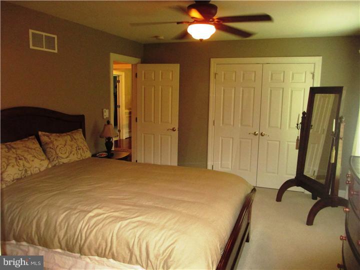 33 Ruth Circle Malvern, PA 19355 - Photo 14 of 25 Bedroom 4