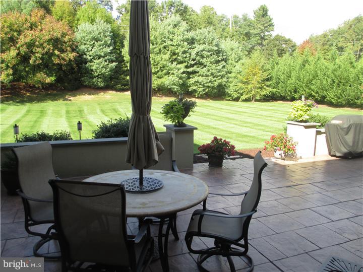 33 Ruth Circle Malvern, PA 19355 - Photo 20 of 25 Patio